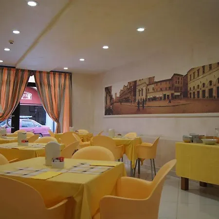 Hotel Santo Stefano Ferrare